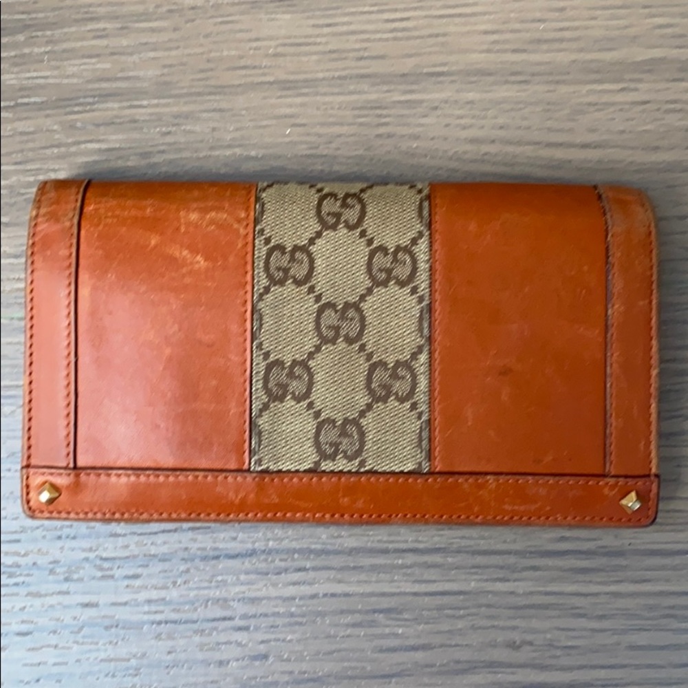 Gucci leather wallet